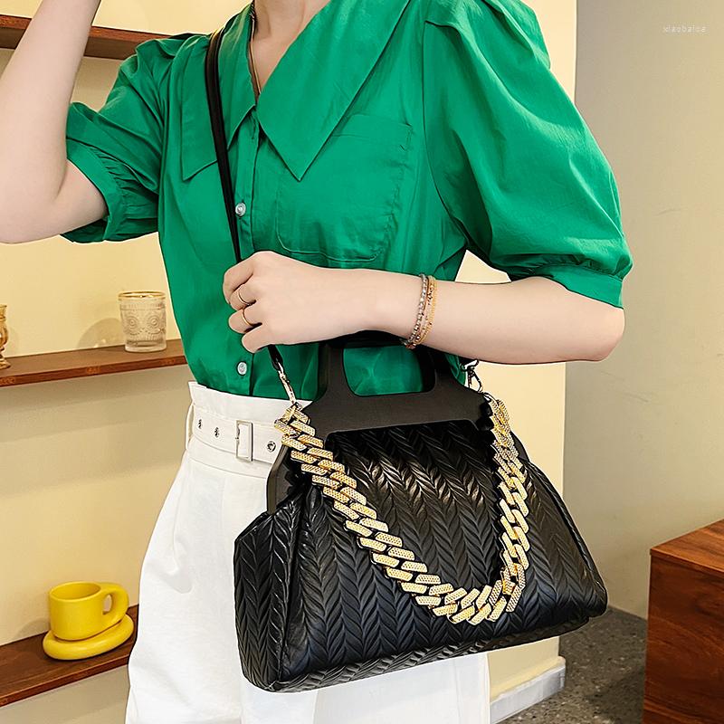 Evening Bags Large Capacity Women Chain Handbags High Quality Ladies Small Shoulder Messenger Bag Fashion Designer Female Tote Crossbody, Black
Evening Bags Large Capacity Women Chain Handbags High Quality Ladies Small Shoulder Messenger Bag Fashion Designer Female Tote Crossbody, Black