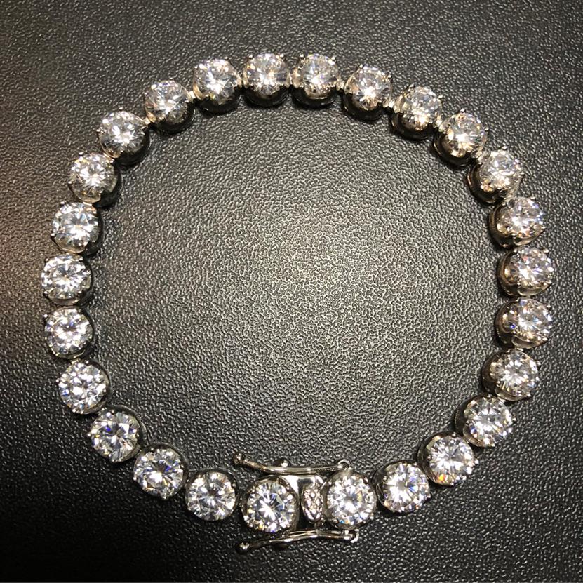 NEVER FADE Stainless Steel Tennis Chain Bracelet 6mm Width 8inch Micro Paved Cubic Zircon Hip Hop Mens JEWELRY285b
NEVER FADE Stainless Steel Tennis Chain Bracelet 6mm Width 8inch Micro Paved Cubic Zircon Hip Hop Mens JEWELRY285b