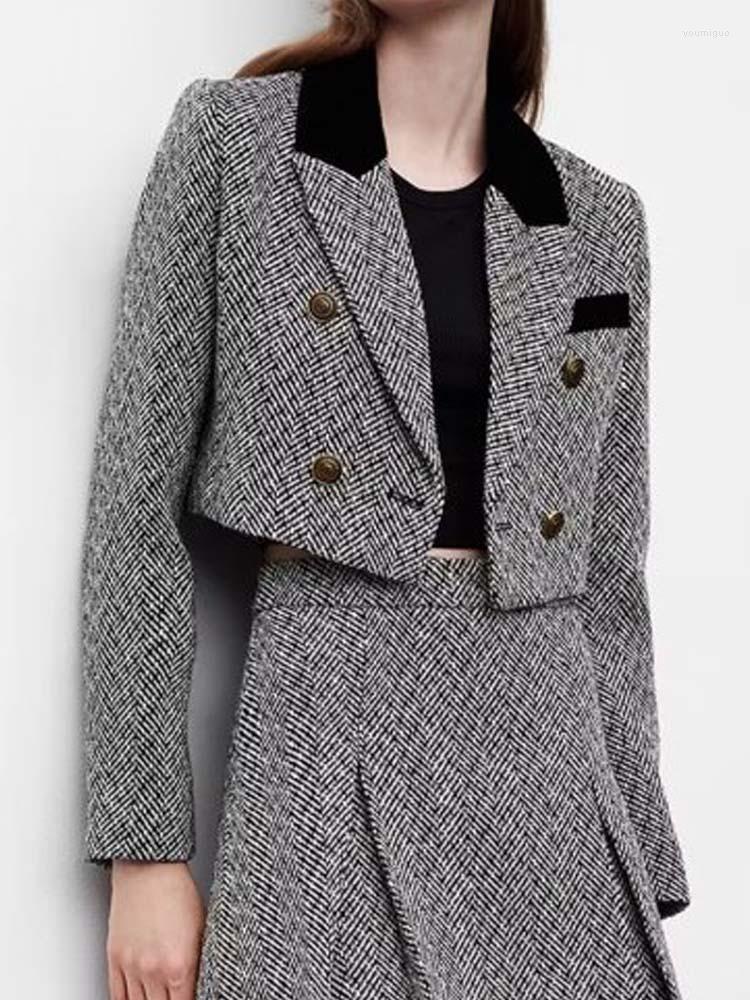 Women' Suits Kumsvag Women Autumn Short Blazers Suit Coats 2022 Casual Sweet Veins Double Breasted Female Elegant Street OL Blazer
Women' Suits Kumsvag Women Autumn Short Blazers Suit Coats 2022 Casual Sweet Veins Double Breasted Female Elegant Street OL Blazer