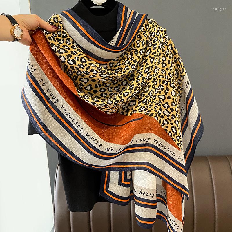 Scarves 2022 Leopard Print Cotton And Linen Scarf Women's Summer Long Air Conditioning Shawl With Autumn Winter Warm Bib
Scarves 2022 Leopard Print Cotton And Linen Scarf Women's Summer Long Air Conditioning Shawl With Autumn Winter Warm Bib