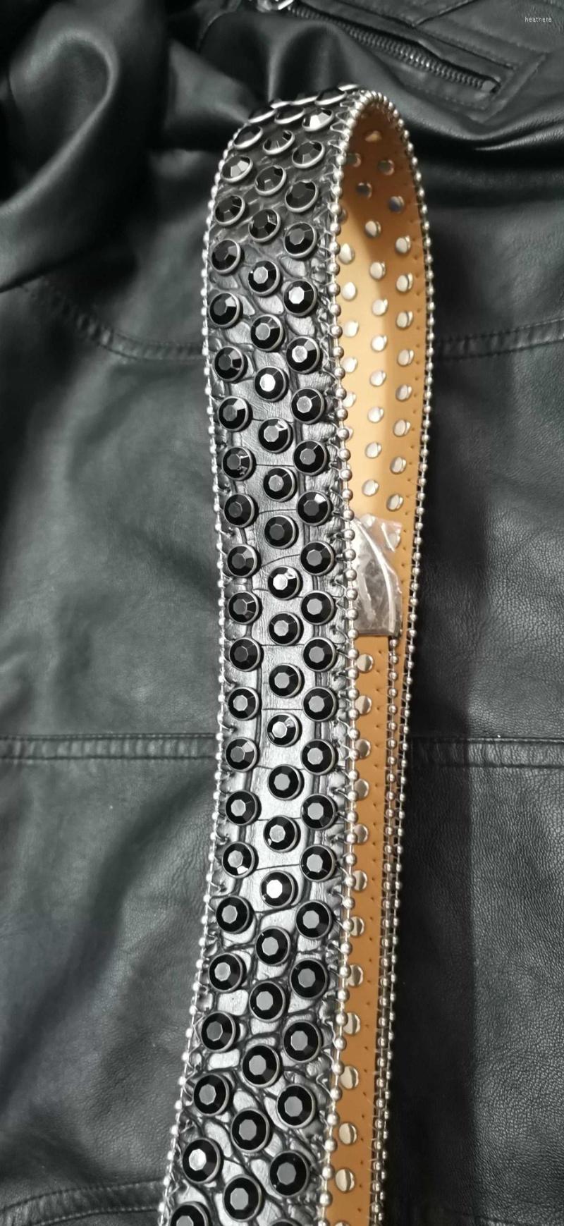 Belts Crocodile Pu Nightclub Disco Rap Hip Hop Punk West Coast Wear Rhinestone Diamond With Millennium Spice Y2K Style, Black
Belts Crocodile Pu Nightclub Disco Rap Hip Hop Punk West Coast Wear Rhinestone Diamond With Millennium Spice Y2K Style, Black