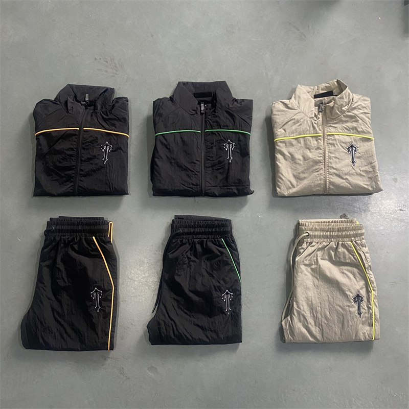 Tracksuit Set High Street Men Fashion Quality Embroidery Sweatshirts Jogging Suit Trapstar Jacket Zipper Arched Patchwork Shell, Black orange trim
Tracksuit Set High Street Men Fashion Quality Embroidery Sweatshirts Jogging Suit Trapstar Jacket Zipper Arched Patchwork Shell, Black orange trim