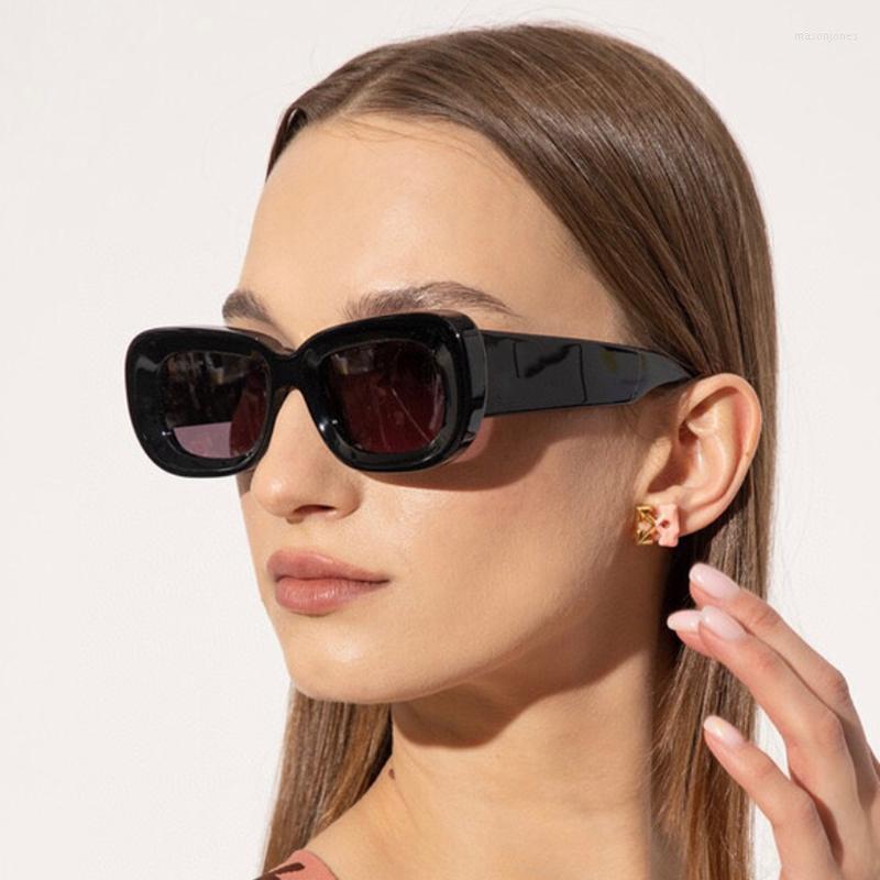 Sunglasses Brand Designer High-Quality Women Chunky Rectangular Sun Glasses Men UV400 Protection Outdoor Shades Eyewear
Sunglasses Brand Designer High-Quality Women Chunky Rectangular Sun Glasses Men UV400 Protection Outdoor Shades Eyewear