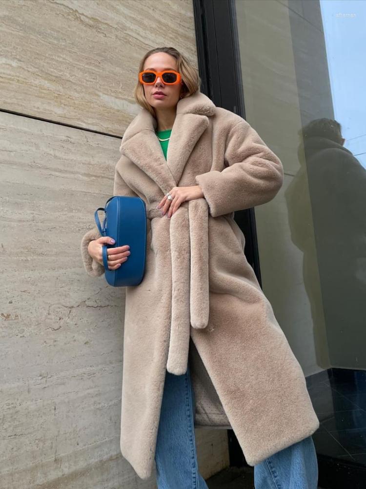 Women's Fur EE1470 Length 110cm X-Long Eco Coats Womens With Collar Artifical Trench Jacket Woman Faux Winter Coat Women, White
Women's Fur EE1470 Length 110cm X-Long Eco Coats Womens With Collar Artifical Trench Jacket Woman Faux Winter Coat Women, White