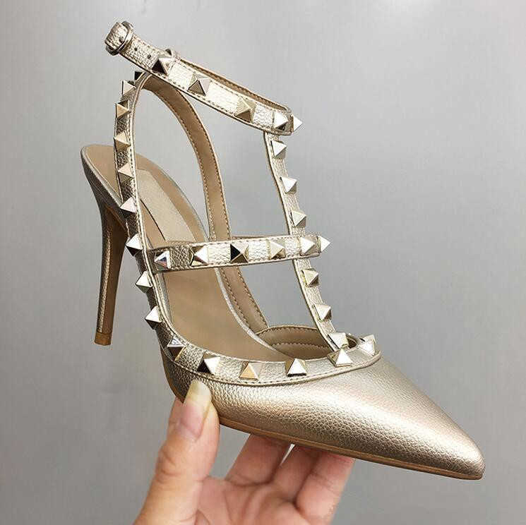 5A luxury Rivet shoes Micro-fiber leather high heeled T-belt fashion sandals 8cm 10cm, Red
5A luxury Rivet shoes Micro-fiber leather high heeled T-belt fashion sandals 8cm 10cm, Red