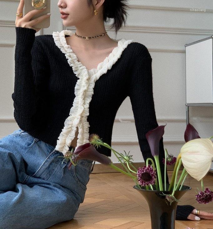 Women' Knits Autumn V-neck Lace Thread Slimming Sweater Women Top Knitted Ruched Hem Sexy Girl Pull Femme, Green
Women' Knits Autumn V-neck Lace Thread Slimming Sweater Women Top Knitted Ruched Hem Sexy Girl Pull Femme, Green