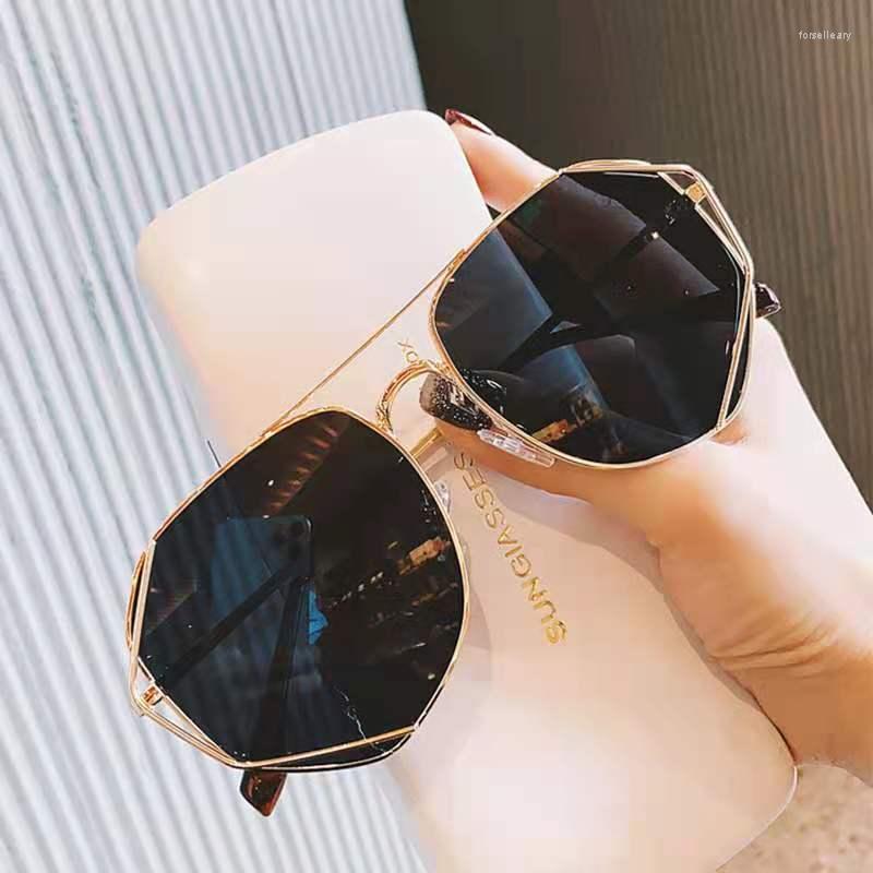 Sunglasses Men's Outdoor Men Women Driving Pilot Vintage Sun Glasses Male Black For Man UV400
Sunglasses Men's Outdoor Men Women Driving Pilot Vintage Sun Glasses Male Black For Man UV400