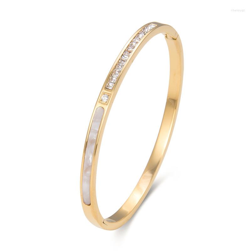 Bangle Fashion Women'S Titanium Steel Heart-Shaped Simple Bracelet European And American Style Light Luxury Jewelry On Hand Designe
Bangle Fashion Women'S Titanium Steel Heart-Shaped Simple Bracelet European And American Style Light Luxury Jewelry On Hand Designe