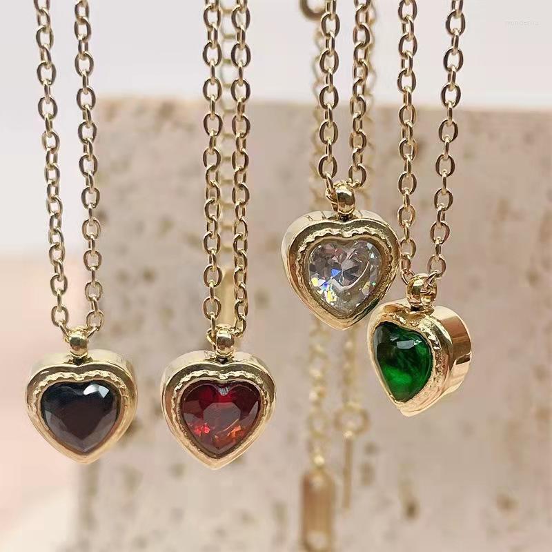 Pendant Necklaces 2022 Vintage Titanium Steel Geometric Love Heart Crystal Metal Necklace Choker For Women Jewelry 18K Gold Sweater Chain
Pendant Necklaces 2022 Vintage Titanium Steel Geometric Love Heart Crystal Metal Necklace Choker For Women Jewelry 18K Gold Sweater Chain