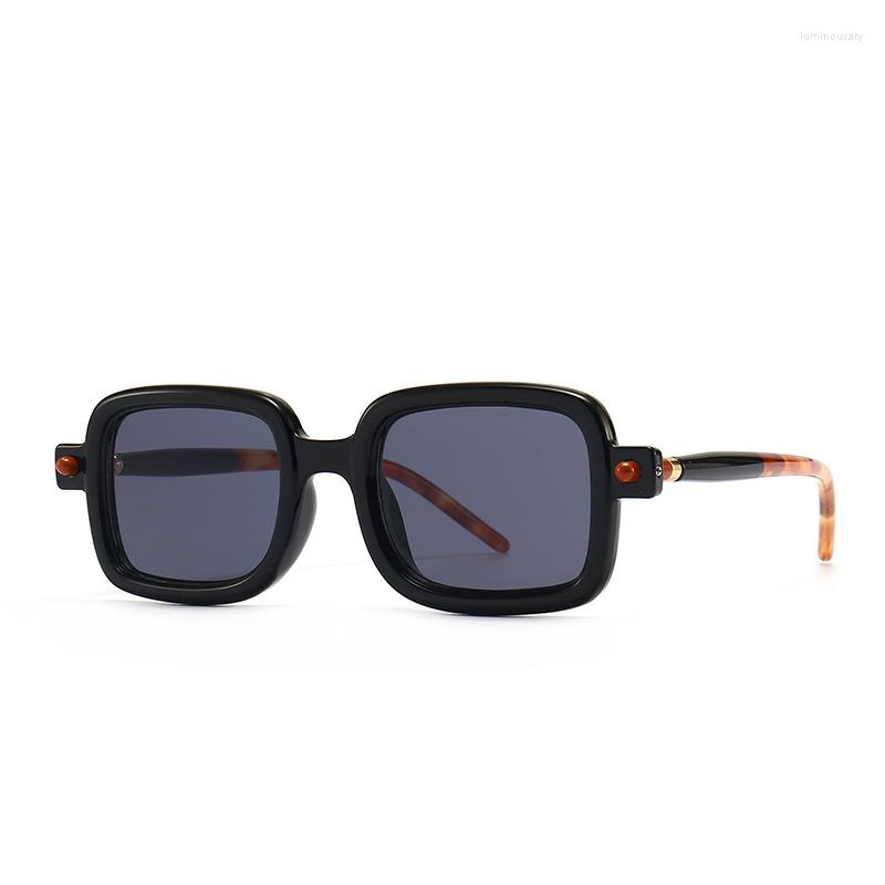 Sunglasses Fashion Unique Double Colors Temple Rectangle UV400 Women Men Retro Clear Anti-Blue Light Computer Glasses Frames
Sunglasses Fashion Unique Double Colors Temple Rectangle UV400 Women Men Retro Clear Anti-Blue Light Computer Glasses Frames