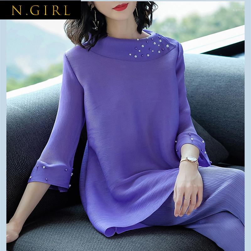 Women's Tracksuits N GIRLS Pleated Spring Summer Women Elegant 2 Pieces Sets Large Size Flare Sleeve Beading Tops And Mid-calf Pant Set, Purple
Women's Tracksuits N GIRLS Pleated Spring Summer Women Elegant 2 Pieces Sets Large Size Flare Sleeve Beading Tops And Mid-calf Pant Set, Purple