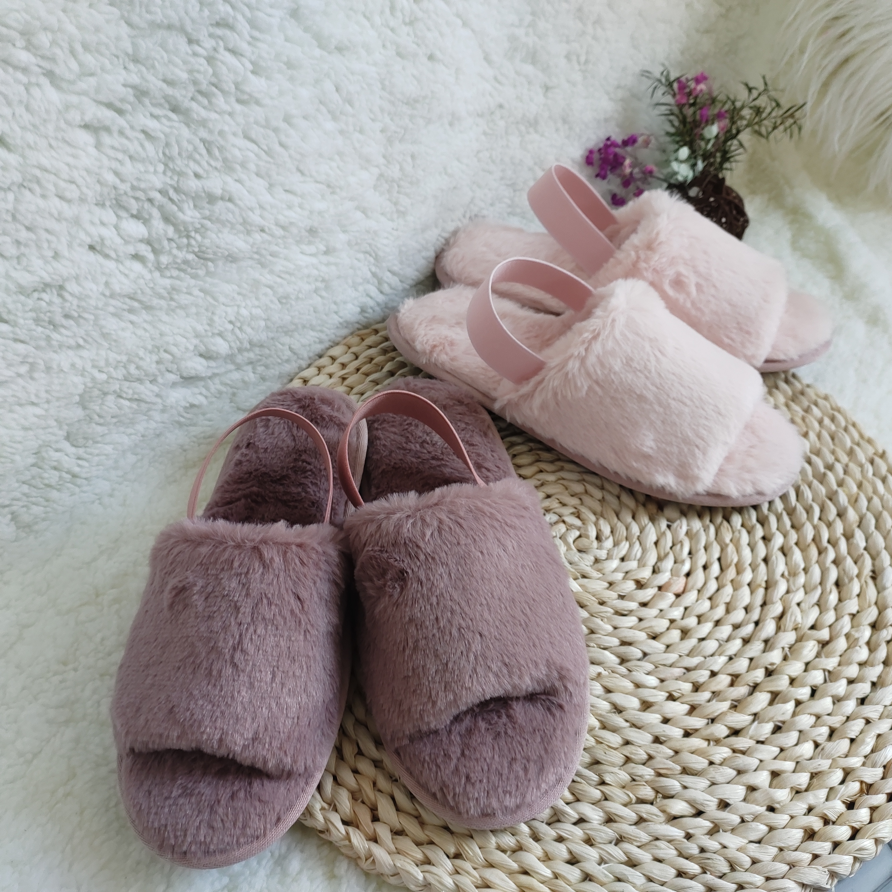 Wholesale women slippers soft comfortable PU winter warm house slippers indoor, Pink
Wholesale women slippers soft comfortable PU winter warm house slippers indoor, Pink