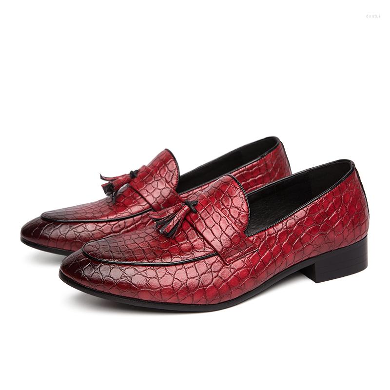 Dress Shoes Retro Red Tassel Men's Loafers Luxury Designer Crocodile Leather Men Slip On Flats Soft Moccasin Formal, Red -6855
Dress Shoes Retro Red Tassel Men's Loafers Luxury Designer Crocodile Leather Men Slip On Flats Soft Moccasin Formal, Red -6855