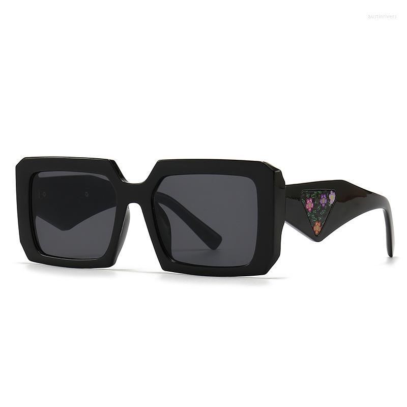 Sunglasses Classic Brand Designer Square Women Men Luxury Flower Sun Glasses For Female Male Fashion Vintage Trending Eyewear
Sunglasses Classic Brand Designer Square Women Men Luxury Flower Sun Glasses For Female Male Fashion Vintage Trending Eyewear