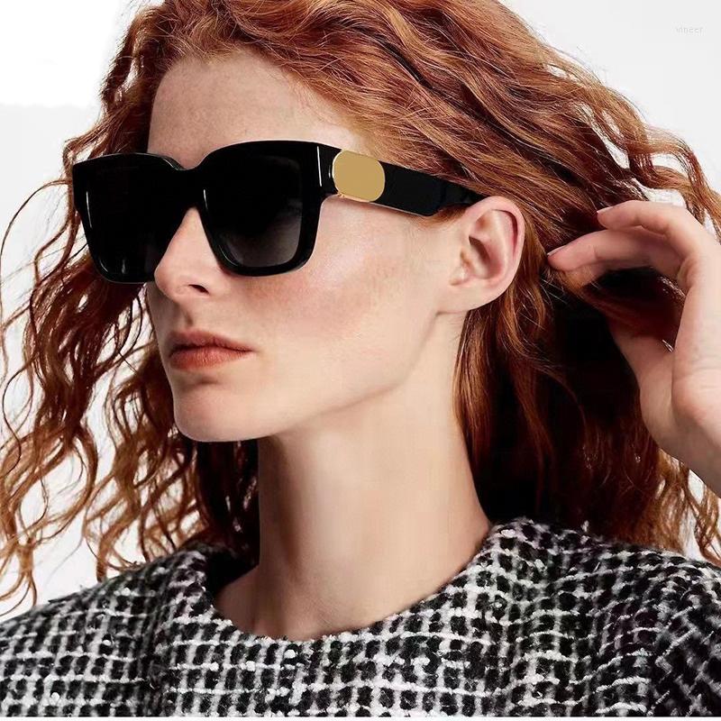 Sunglasses Acetate Black Frame Square Women Gradient Lens Fashion With Metal Decoration
Sunglasses Acetate Black Frame Square Women Gradient Lens Fashion With Metal Decoration