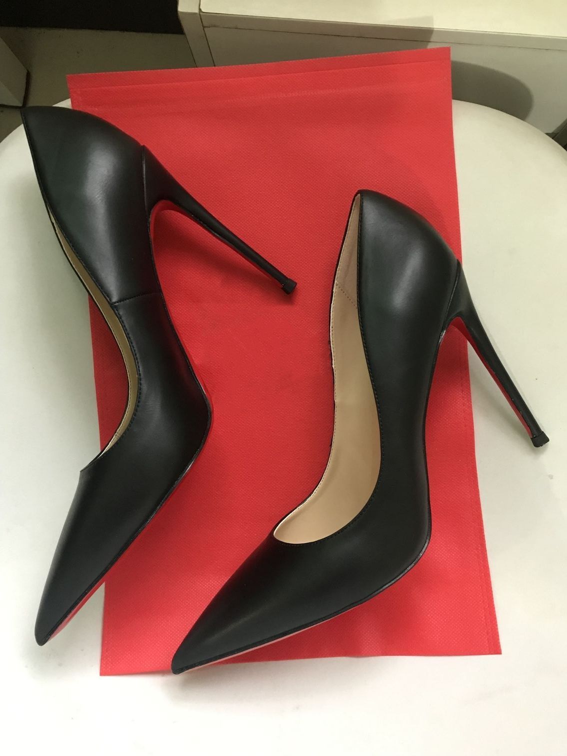 Fashion High Heels Shoes For Women Dress Shoes Classic Matte Leather Pumps Sexy Thin Heel Pointed Toes 6 8 10 12Cm Lady Office Shoe Come With dust bag Plus Size 35-44, Shoe box
Fashion High Heels Shoes For Women Dress Shoes Classic Matte Leather Pumps Sexy Thin Heel Pointed Toes 6 8 10 12Cm Lady Office Shoe Come With dust bag Plus Size 35-44, Shoe box