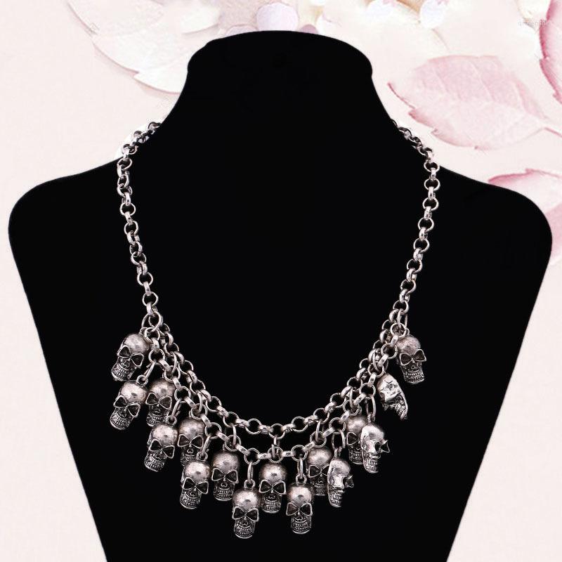Choker Retro Personality Metallic Skull Short Necklace For Women Halloween Accessories Punk Gothic Jewelry
Choker Retro Personality Metallic Skull Short Necklace For Women Halloween Accessories Punk Gothic Jewelry