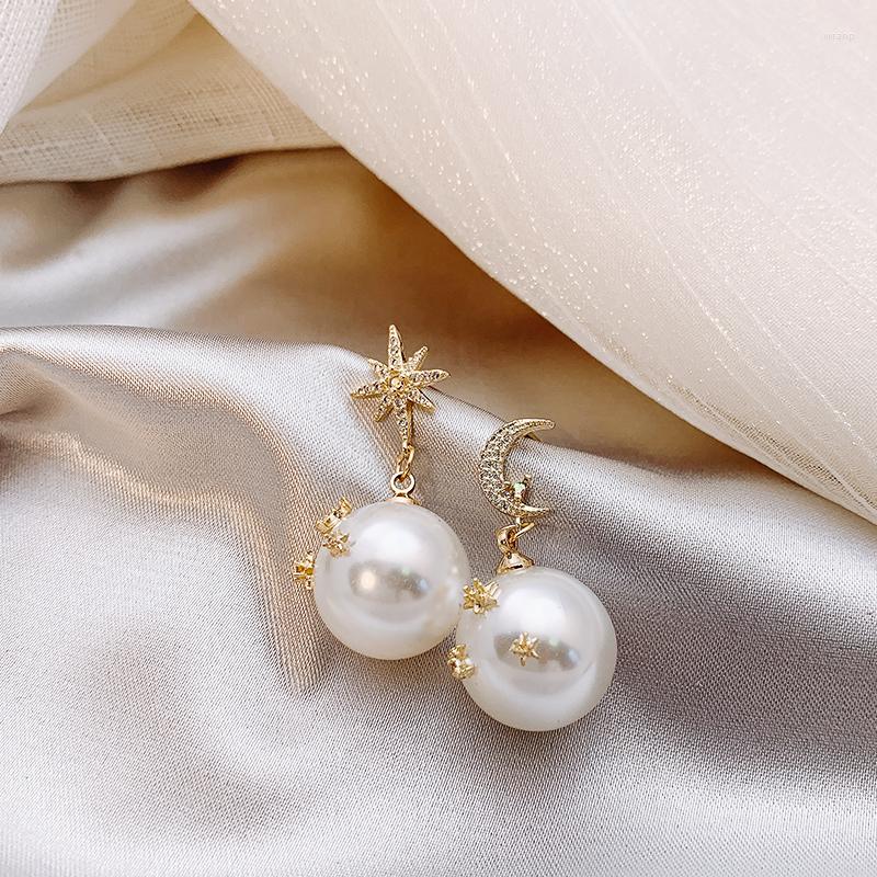 Dangle Earrings Asymmetric Classic Delicate Star Moon Drop For Women Fashion Imitation Pearl Luxury Jewelry
Dangle Earrings Asymmetric Classic Delicate Star Moon Drop For Women Fashion Imitation Pearl Luxury Jewelry