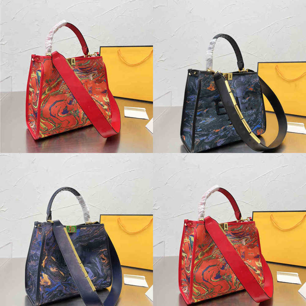 Evening Bags Large Capacity Tie Dye Canvas Embroidered Letters Tote Women Handbag Shoulder Designer Buckle Crossbody Female Wide Strap 221108, Red
Evening Bags Large Capacity Tie Dye Canvas Embroidered Letters Tote Women Handbag Shoulder Designer Buckle Crossbody Female Wide Strap 221108, Red