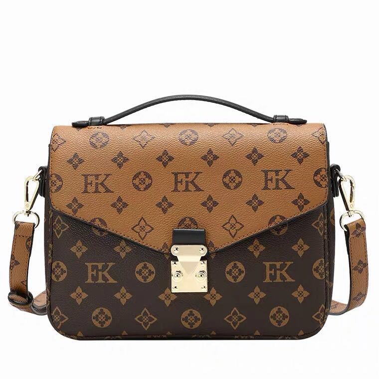 designer bags handbag Classic Cross body Shoulder Bag Multi-functional zipper One-shoulder ladies handsbag Women Crossbody bag Hasp solid color Backpack Letter, Brown
designer bags handbag Classic Cross body Shoulder Bag Multi-functional zipper One-shoulder ladies handsbag Women Crossbody bag Hasp solid color Backpack Letter, Brown