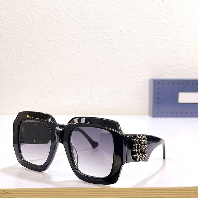 Fashion men and women sunglasses GG1127 exquisite brand ingenuity to add elegant charm UV400 repeat antique full frame sunglasses
Fashion men and women sunglasses GG1127 exquisite brand ingenuity to add elegant charm UV400 repeat antique full frame sunglasses