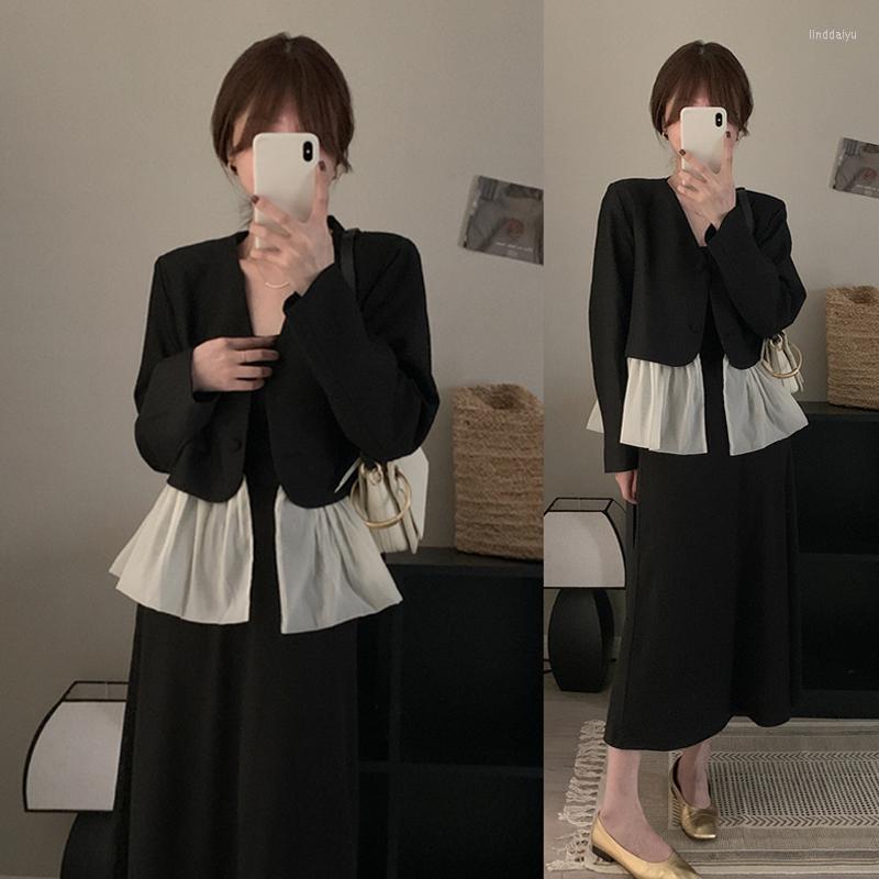 Women's Suits Fake Two Pieces Small Suit Spring And Autumn Korean Fashion Splicing Elegant Temperament Light Mature Wind Casual Jacket, Black
Women's Suits Fake Two Pieces Small Suit Spring And Autumn Korean Fashion Splicing Elegant Temperament Light Mature Wind Casual Jacket, Black