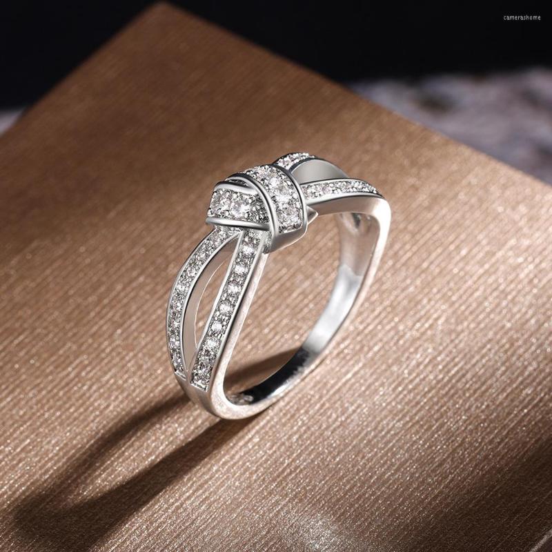 Wedding Rings Exquisite Fashion Ladies Bowknot Shiny Cubic Zirconia Engagement For Women Cute Girls Ring Bands Jewelry
Wedding Rings Exquisite Fashion Ladies Bowknot Shiny Cubic Zirconia Engagement For Women Cute Girls Ring Bands Jewelry