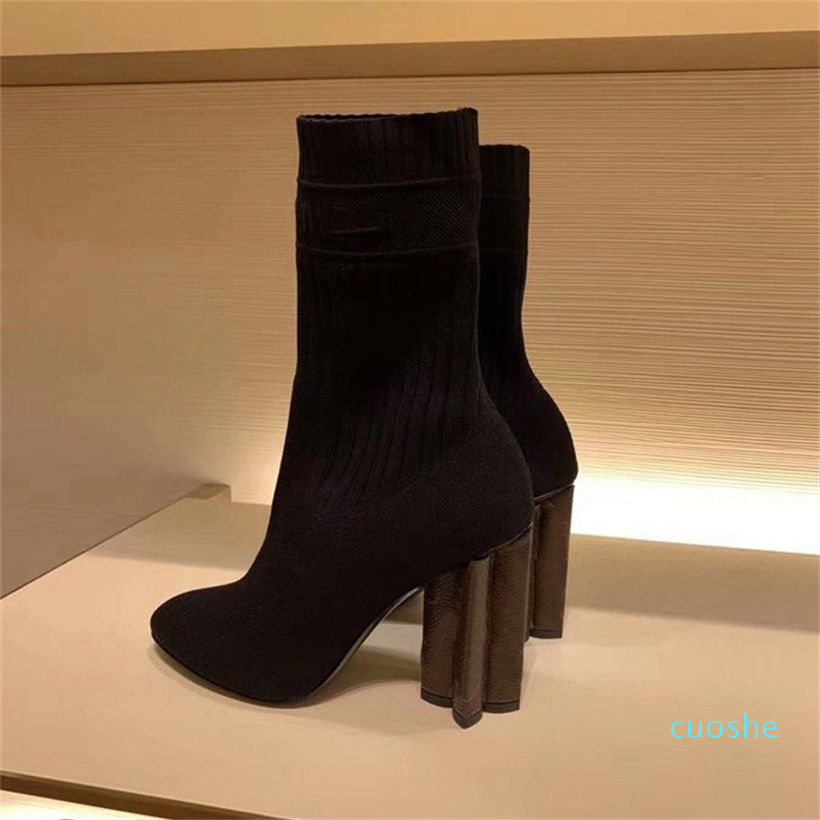 Designer Louiseity Boots Shoes Nude Black Beather viutonity Pointed Toe High Heels Boots Shoes mqn
Designer Louiseity Boots Shoes Nude Black Beather viutonity Pointed Toe High Heels Boots Shoes mqn