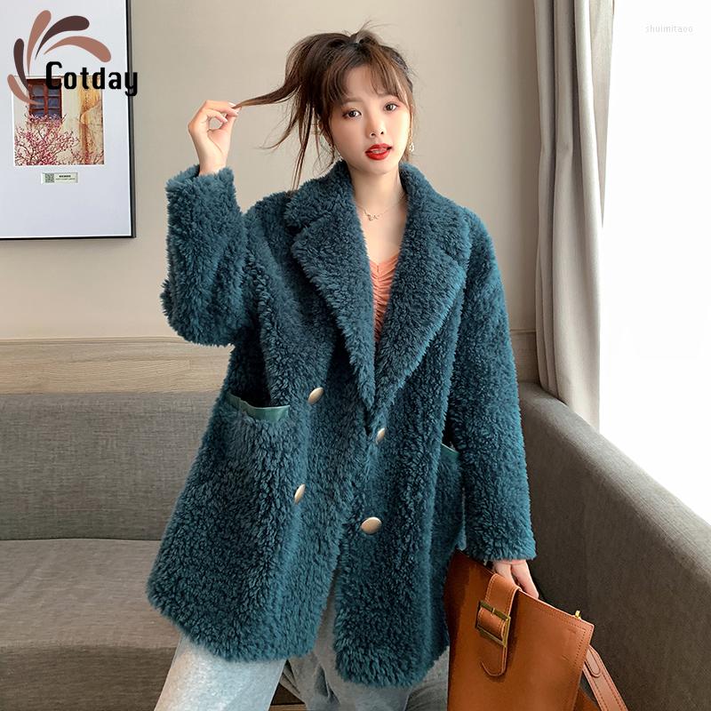 Women' Fur Cotday Sheep Shearing Double Breasted V Neck Real Wool Winter Warm England Style Fashion Good Quality 2022 Women Coat
Women' Fur Cotday Sheep Shearing Double Breasted V Neck Real Wool Winter Warm England Style Fashion Good Quality 2022 Women Coat