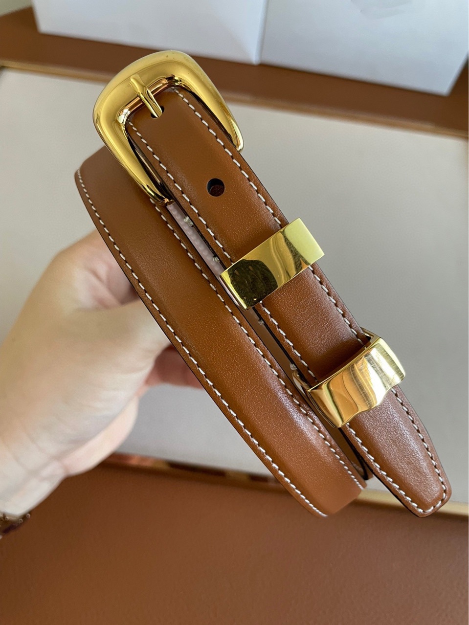 Womens designer belt double-sided leather belts fashion versatile clothing accessories, Customize
Womens designer belt double-sided leather belts fashion versatile clothing accessories, Customize