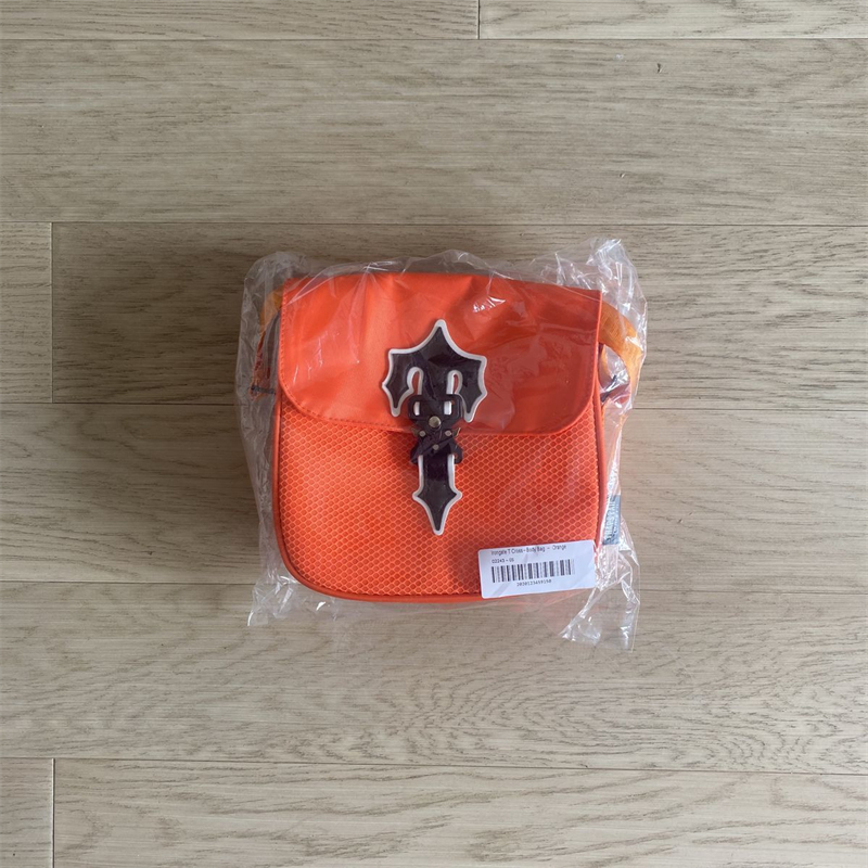 Sewing Notions High Street Fashion Messenger Bag Star With The Same Paragraph Men's Wallet Trapstar Handbag 2022 Men Women Bags
Sewing Notions High Street Fashion Messenger Bag Star With The Same Paragraph Men's Wallet Trapstar Handbag 2022 Men Women Bags