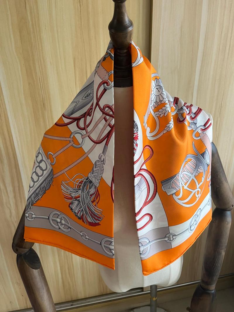 Scarves 2022 Arrival Fashion Elegant Orange Silk Scarf 90 Cm Square Shawl Twill Wrap For Women Lady Girl Hijab
Scarves 2022 Arrival Fashion Elegant Orange Silk Scarf 90 Cm Square Shawl Twill Wrap For Women Lady Girl Hijab