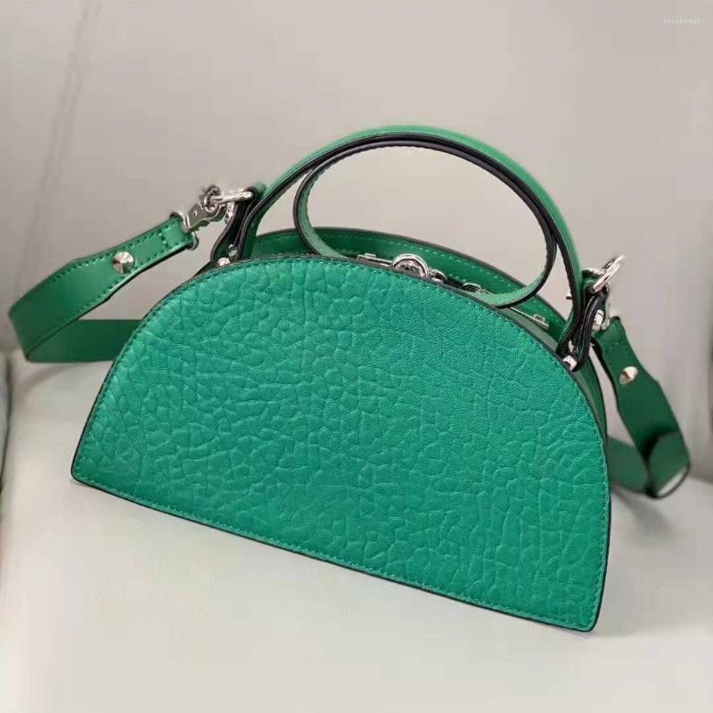 Evening Bags Genuine Leather Totes Real Leathe Semicircle Coarse Grained Sheepskin Shoulder Bag Has A Grainy Texture, Black
Evening Bags Genuine Leather Totes Real Leathe Semicircle Coarse Grained Sheepskin Shoulder Bag Has A Grainy Texture, Black