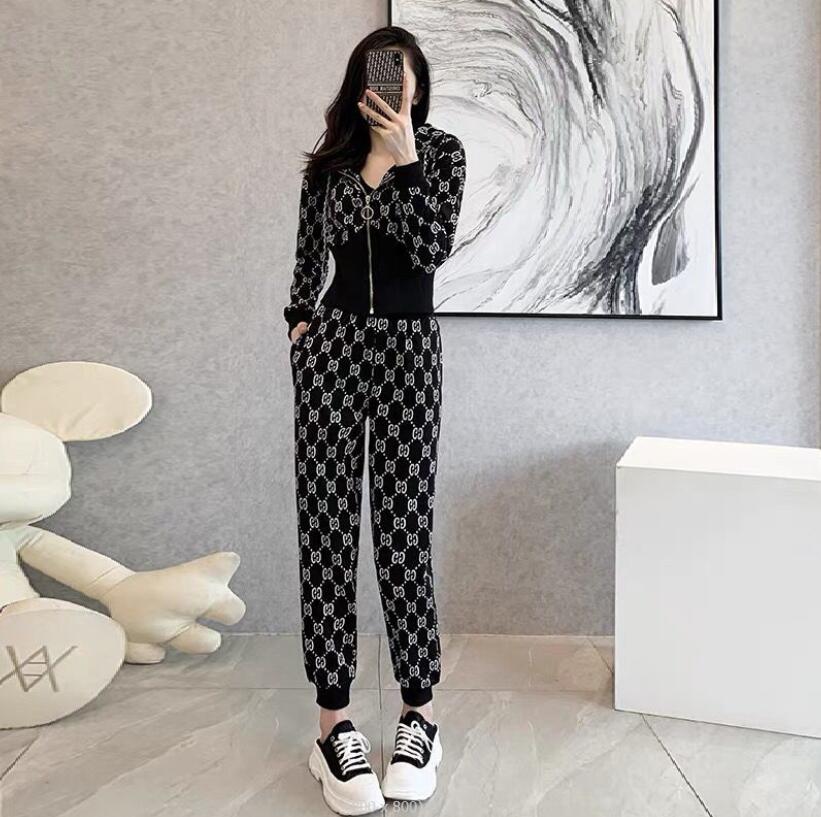 2022G Women' Tracksuits Casual Two Piece Set Women Clothing O-neck Long Sleeve Sweatshirts and Sweatpants Matching Fall
2022G Women' Tracksuits Casual Two Piece Set Women Clothing O-neck Long Sleeve Sweatshirts and Sweatpants Matching Fall