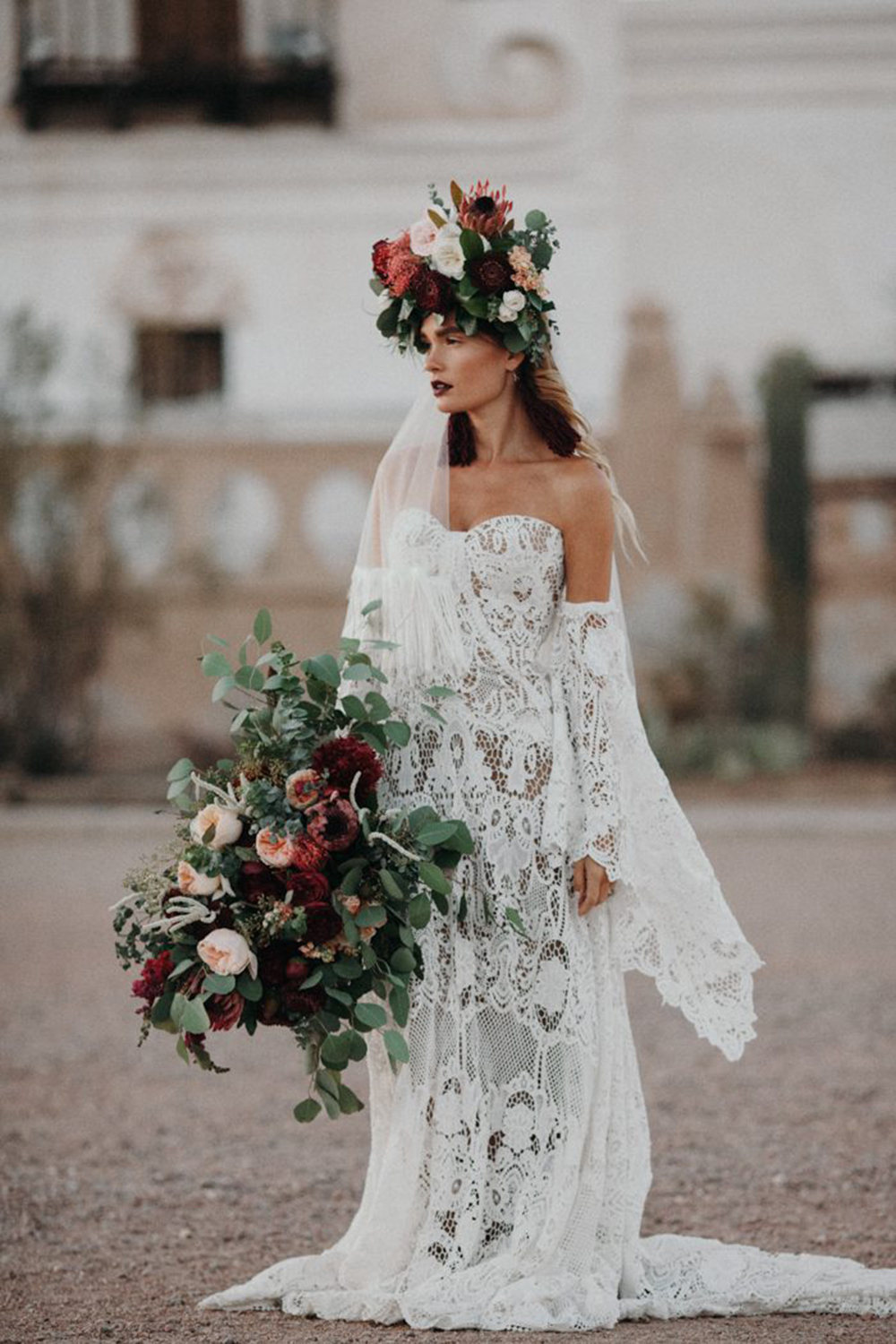 Bohemian Country mermaid Wedding Dresses Luxury Crochet Lace Beau Gown Boho Chic Hippie sweetheart Bridal Gown Bell long Sleeves