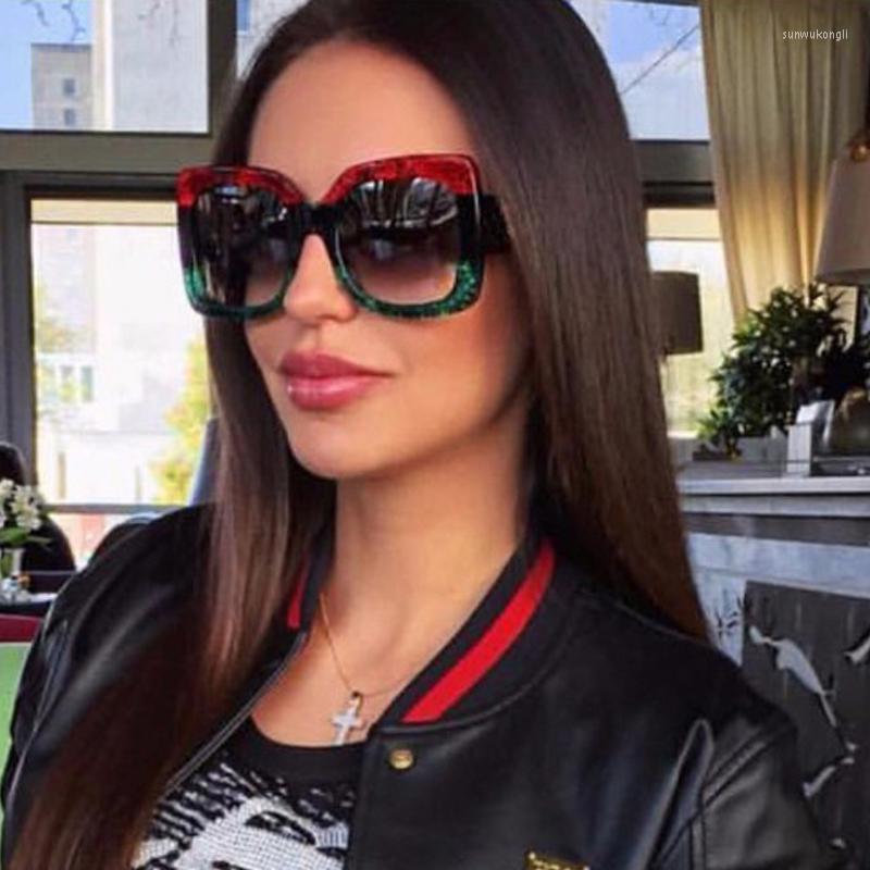 Sunglasses Italy Luxury Oversized Square Women Brand Design Sun Glasses For Female Vintage Green Red Goggle UV400 Oculos
Sunglasses Italy Luxury Oversized Square Women Brand Design Sun Glasses For Female Vintage Green Red Goggle UV400 Oculos