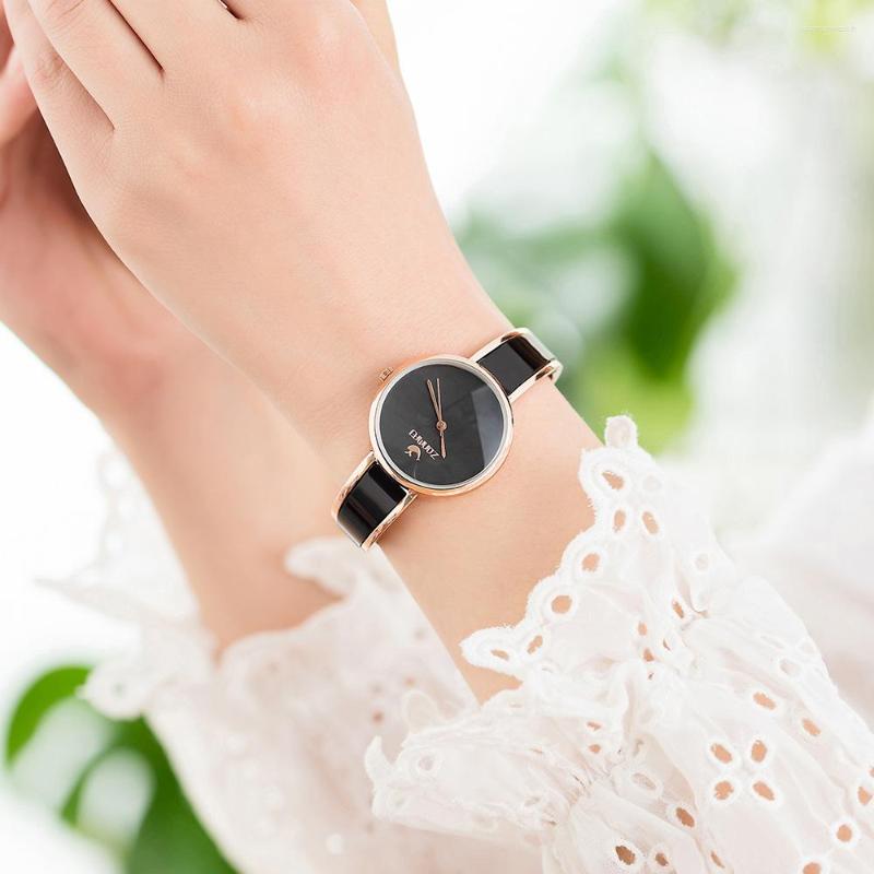 Wristwatches Ladies Student Watch Bracelet Fashion Creative Casual Women Quartz Minimalist Clock, Black pink
Wristwatches Ladies Student Watch Bracelet Fashion Creative Casual Women Quartz Minimalist Clock, Black pink