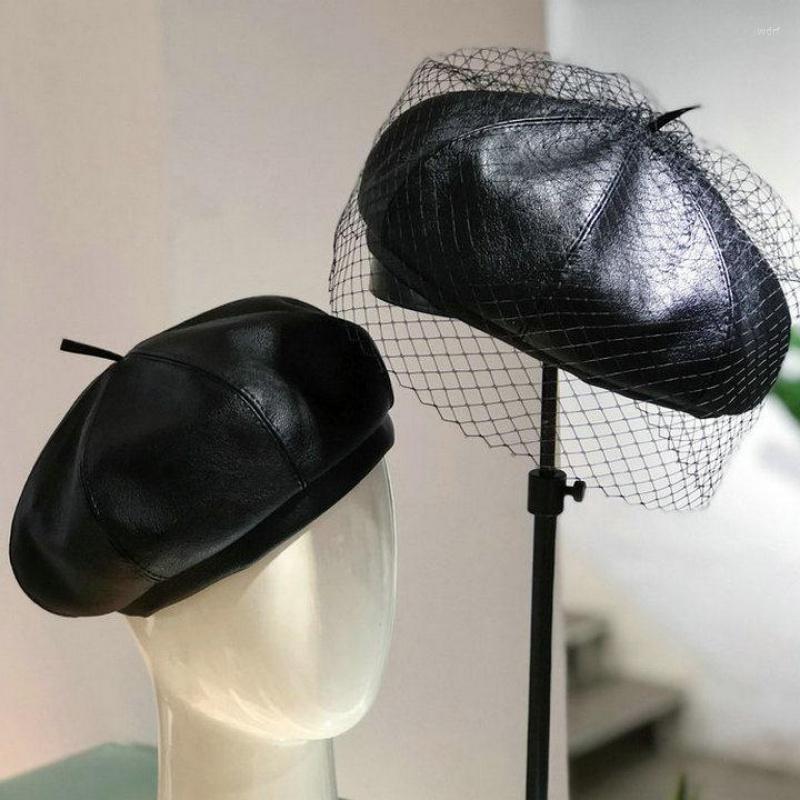 Berets Korean Women's Autumn Winter Retro British Leather Beret Sboy Painter Cap Mesh Pumpkin Octagonal Tide, Light version
Berets Korean Women's Autumn Winter Retro British Leather Beret Sboy Painter Cap Mesh Pumpkin Octagonal Tide, Light version