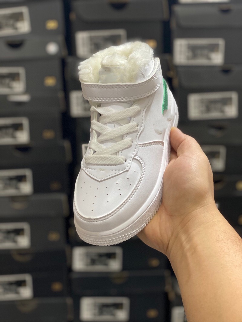 Boys Girl's Airforces1 1s sneakers winter shoes Toddler fleece lined Shadow trainers Children fur sneakers skateboard shoe Triple White mid high top sport shoes, 1208888
Boys Girl's Airforces1 1s sneakers winter shoes Toddler fleece lined Shadow trainers Children fur sneakers skateboard shoe Triple White mid high top sport shoes, 1208888