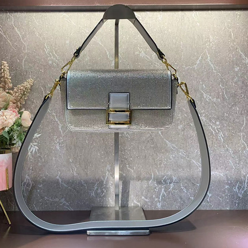 Baguette Bags Messenger Bag Women Shoulder Handbag Re Edition Beaded Embroidery Gold Hardware Plain Removable Leather Shoulder Strap 5a Quality Wallet, Beige
Baguette Bags Messenger Bag Women Shoulder Handbag Re Edition Beaded Embroidery Gold Hardware Plain Removable Leather Shoulder Strap 5a Quality Wallet, Beige