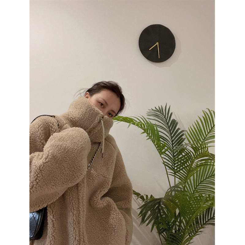 Winter fur new ins stand collar lamb wool loose thickened grain milk camel wool coat
Winter fur new ins stand collar lamb wool loose thickened grain milk camel wool coat