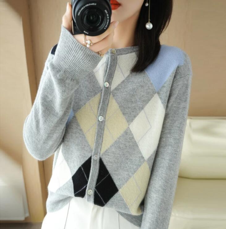 Women's Sweaters New Trendy Brand Cardigan Knitted Cardigan Sweater Classic Loose And Lazy Wind Top, 03
Women's Sweaters New Trendy Brand Cardigan Knitted Cardigan Sweater Classic Loose And Lazy Wind Top, 03