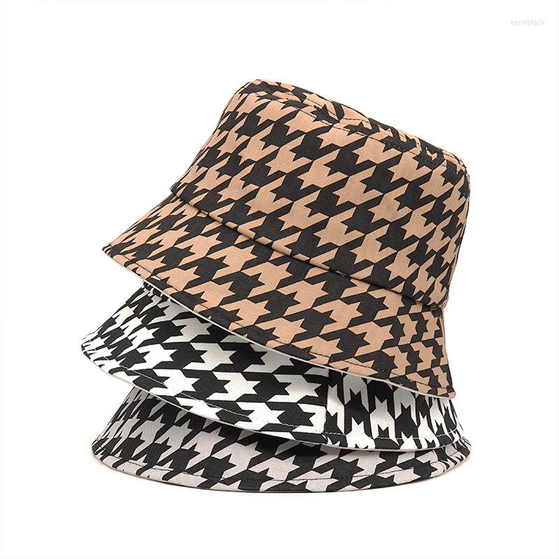 Berets Fashion Plaid Houndstooth Print Fisherman Hat Womens Outdoor Cotton Bucket Hats For Men Panama, Khaki black
Berets Fashion Plaid Houndstooth Print Fisherman Hat Womens Outdoor Cotton Bucket Hats For Men Panama, Khaki black