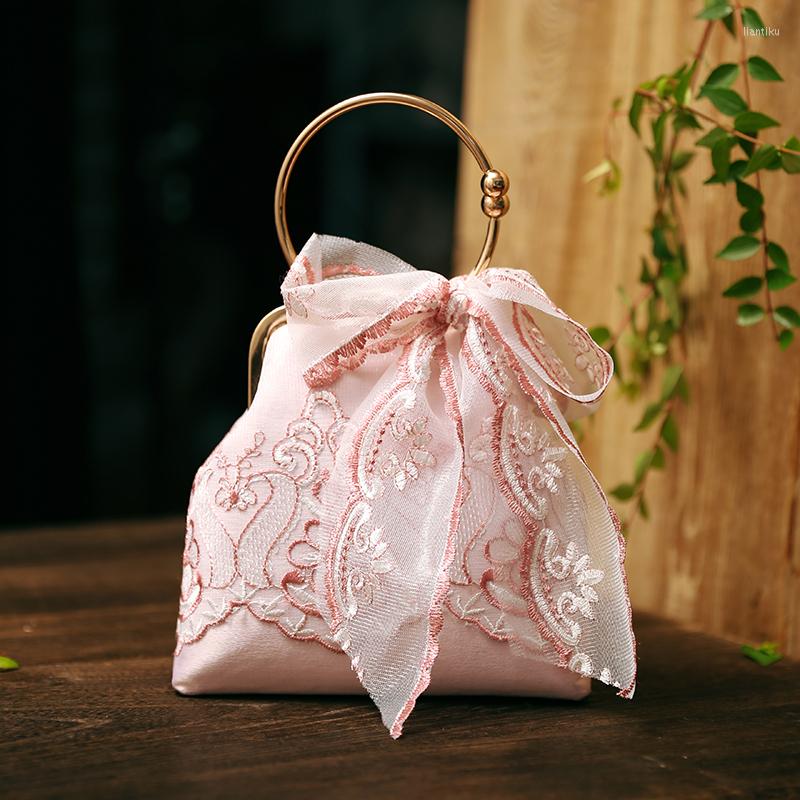 Evening Bags Women Totes Lace Bow Tie Lolita Embroidery 2022 Bride Wedding Handmade Vintage Handbag Mini Pink, Pink 18cmx16cmx6cm
Evening Bags Women Totes Lace Bow Tie Lolita Embroidery 2022 Bride Wedding Handmade Vintage Handbag Mini Pink, Pink 18cmx16cmx6cm