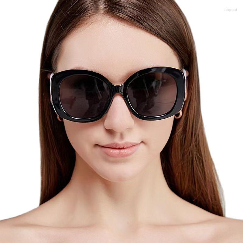 Sunglasses Women's Fashion Big Frame Sun Glasses Men Oval Black White Legs Luxury Designer Decorative Eyewear
Sunglasses Women's Fashion Big Frame Sun Glasses Men Oval Black White Legs Luxury Designer Decorative Eyewear