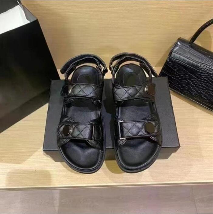 dad sandals grandad sandals Buckle caviar leather luxury chain gold women Slippers Crystal Calf quilted Platform Summer Beach Slipper 35-42 With box2, 33
dad sandals grandad sandals Buckle caviar leather luxury chain gold women Slippers Crystal Calf quilted Platform Summer Beach Slipper 35-42 With box2, 33