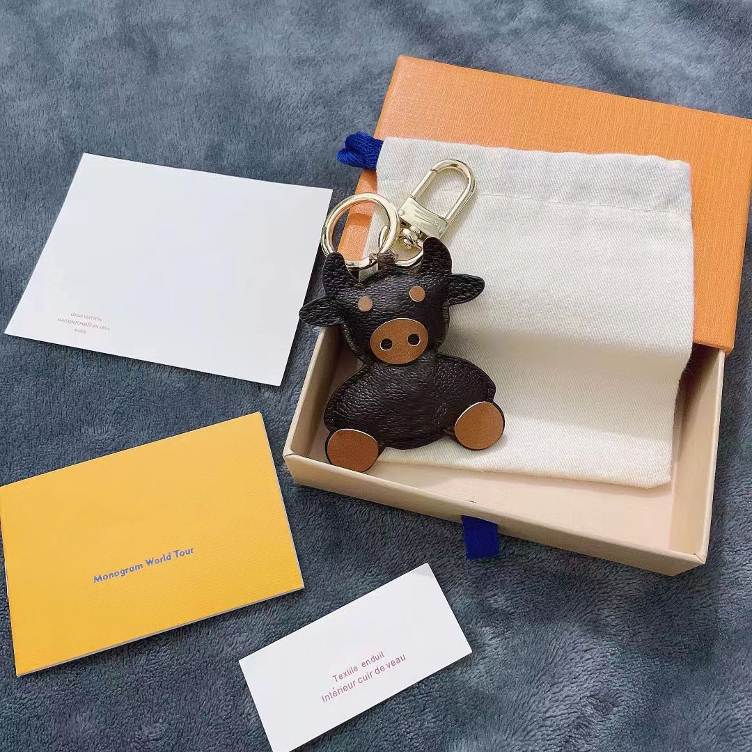 Key ring keychains luxury keychain key holder recto verso designer portachiavi ornament promotion alloy leather car cartoon wallet round keyrings
Key ring keychains luxury keychain key holder recto verso designer portachiavi ornament promotion alloy leather car cartoon wallet round keyrings