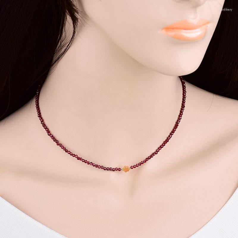 Choker Classical Exquisite Garnet Strand Necklace Temperamental Elegant Adjustable Size Clavicle Chain Chokers
Choker Classical Exquisite Garnet Strand Necklace Temperamental Elegant Adjustable Size Clavicle Chain Chokers