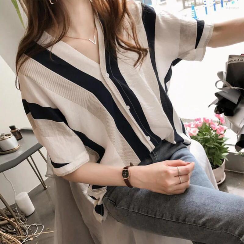 Women's Blouses Plus Size M-4XL Casual Loose Striped Shirts Women Elegant V Neck Up Korean Style 2022 Female Office Ladies Tops Blusa, Black
Women's Blouses Plus Size M-4XL Casual Loose Striped Shirts Women Elegant V Neck Up Korean Style 2022 Female Office Ladies Tops Blusa, Black