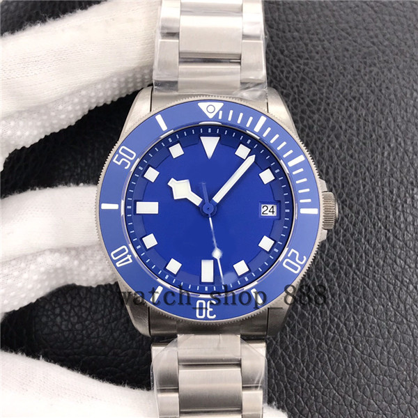 xF Maker Super Quality Watches 42mm 25600TB Blue Dial Titanium Ceramic Beze Sapphire Glass CAL.MT5612 Movement Mechanical Automatic Mens Watch Men's Wristwatches
xF Maker Super Quality Watches 42mm 25600TB Blue Dial Titanium Ceramic Beze Sapphire Glass CAL.MT5612 Movement Mechanical Automatic Mens Watch Men's Wristwatches